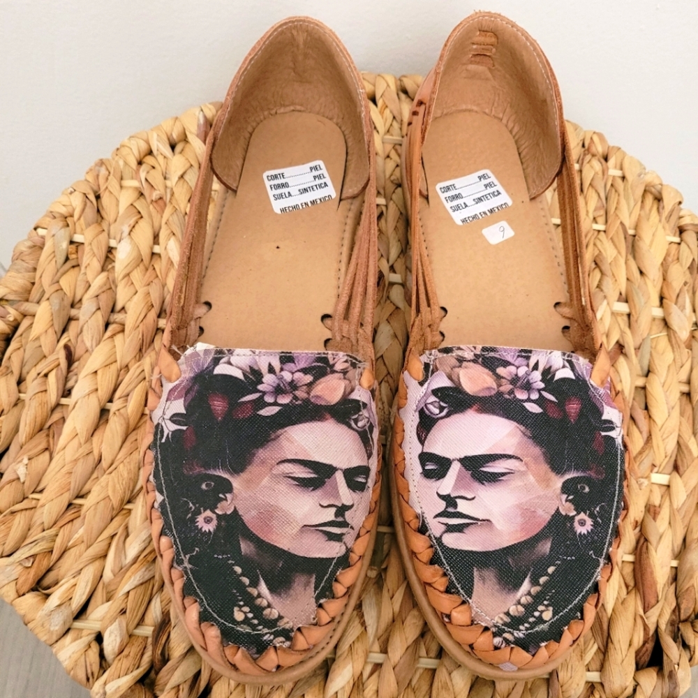 Huarache Sandals - Picture 3 of 4